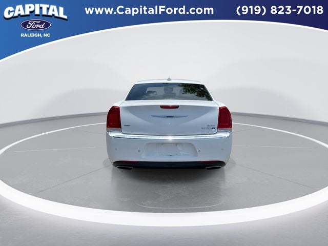 2018 Chrysler 300 Limited