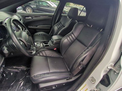 2023 Chrysler 300 C