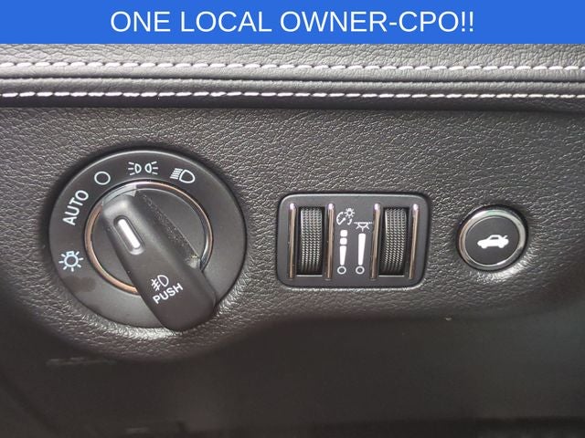 2023 Chrysler 300 C