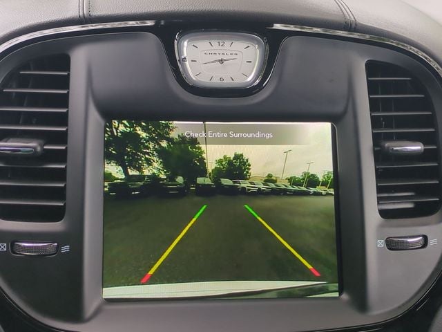 2023 Chrysler 300 C
