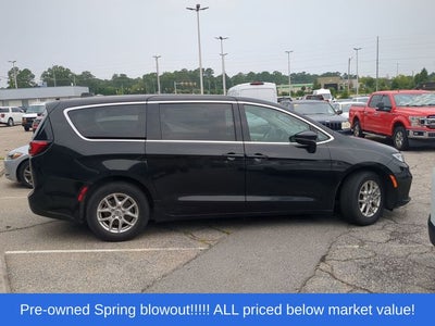 2023 Chrysler Pacifica Touring L