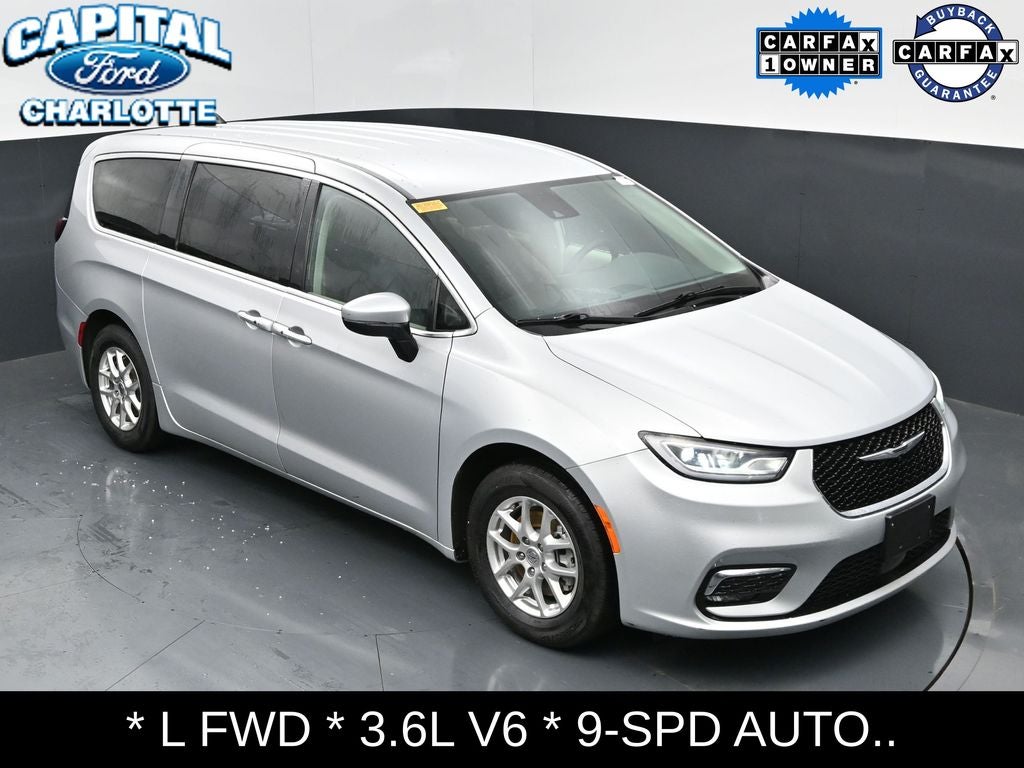 2023 Chrysler Pacifica Touring L