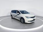 2021 Chrysler Voyager LX