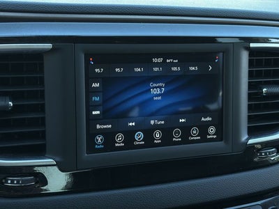 2021 Chrysler Voyager LX