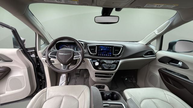 2017 Chrysler Pacifica Touring L Plus