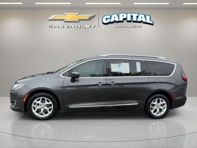 2017 Chrysler Pacifica Touring L Plus