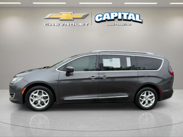 2017 Chrysler Pacifica Touring L Plus