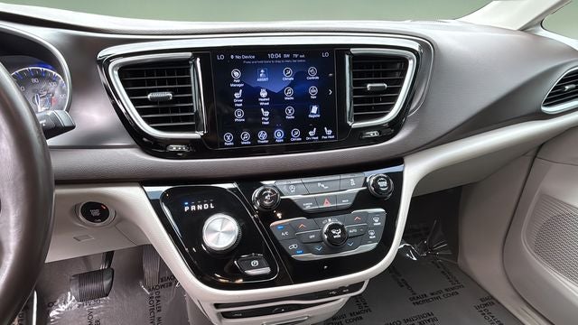 2017 Chrysler Pacifica Touring L Plus