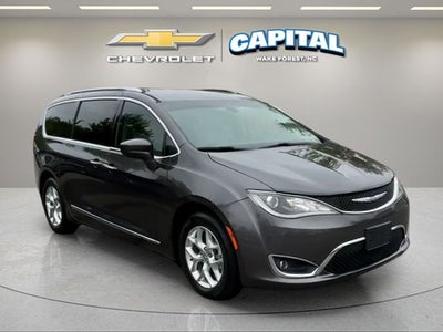 2017 Chrysler Pacifica Touring L Plus