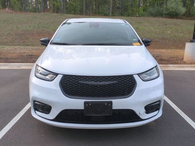 2024 Chrysler Pacifica Hybrid Select