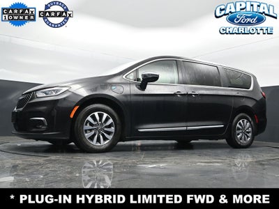 2023 Chrysler Pacifica Hybrid Limited