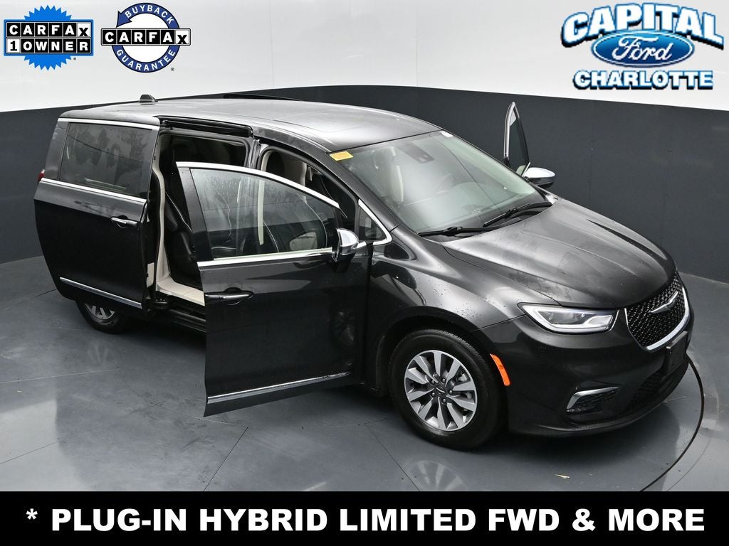 2023 Chrysler Pacifica Hybrid Limited