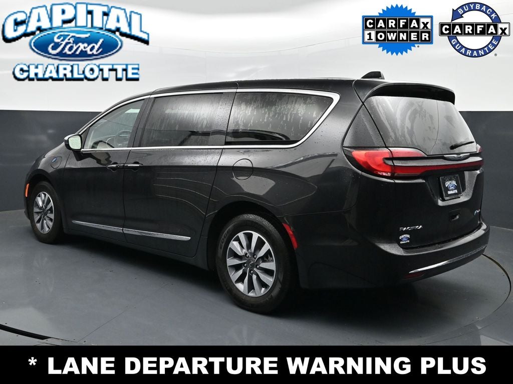 2023 Chrysler Pacifica Hybrid Limited