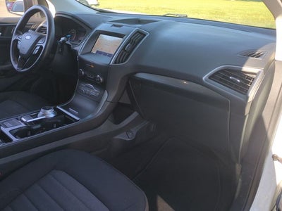 2020 Ford Edge SE