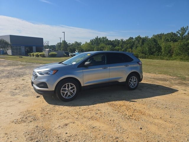 2021 Ford Edge SE