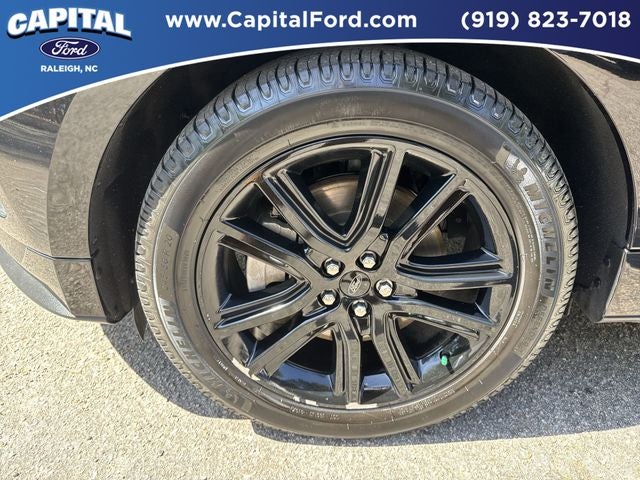 2022 Ford Edge ST Line