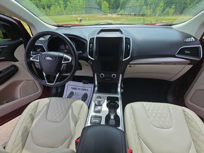 2024 Ford Edge Titanium