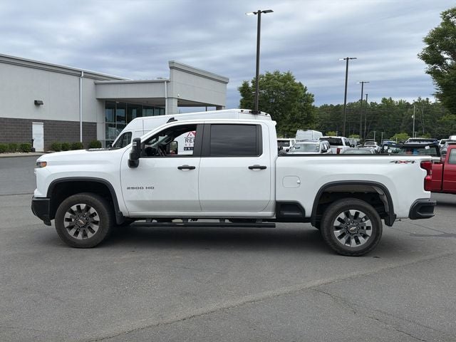 2024 Chevrolet Silverado 2500HD Custom