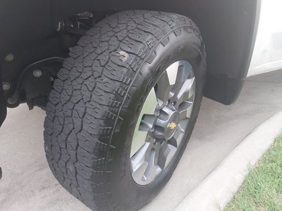 2024 Chevrolet Silverado 2500HD Custom