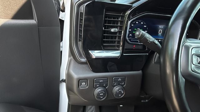 2025 Chevrolet Silverado 1500 LT LT1