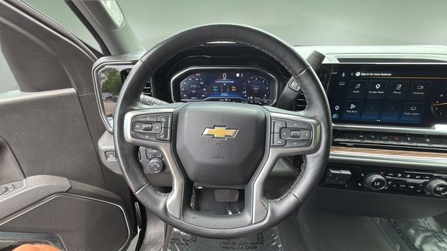 2025 Chevrolet Silverado 1500 LT LT1
