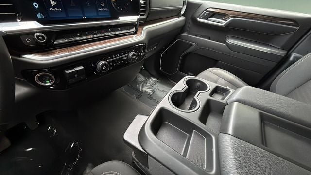 2025 Chevrolet Silverado 1500 LT LT1