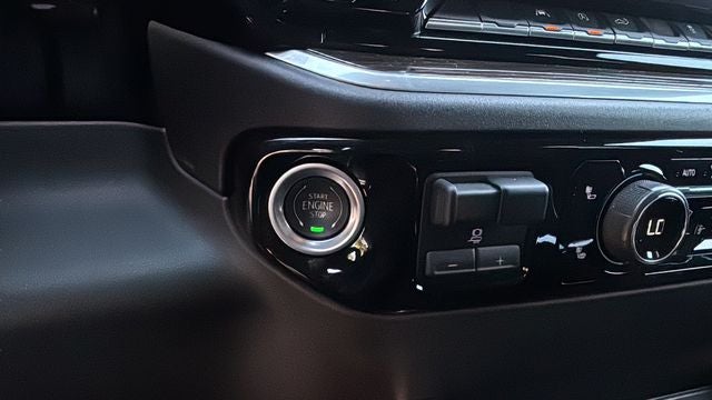 2025 Chevrolet Silverado 1500 LT LT1