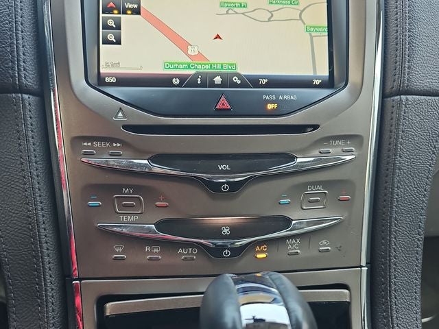 2015 Lincoln MKX Base