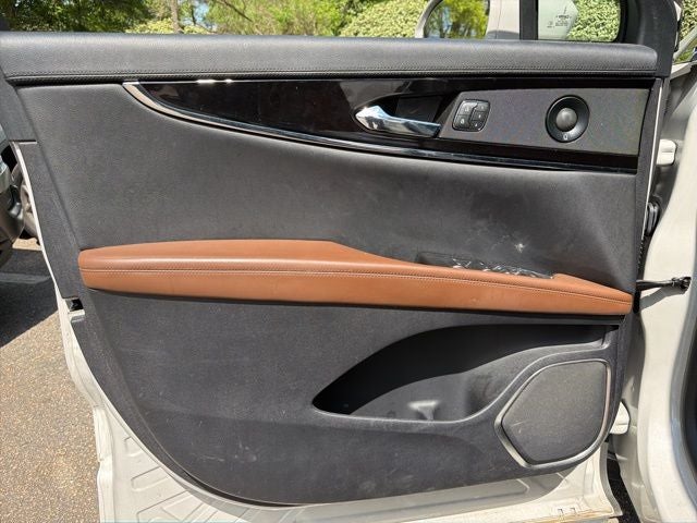 2021 Lincoln Nautilus Reserve