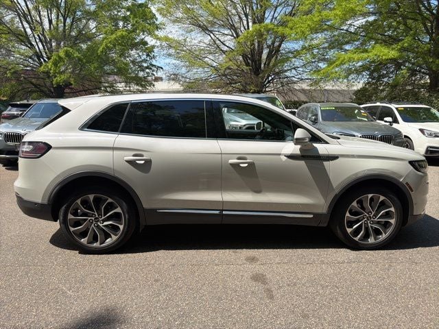 2021 Lincoln Nautilus Reserve