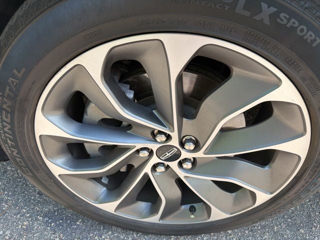 2021 Lincoln Nautilus Reserve