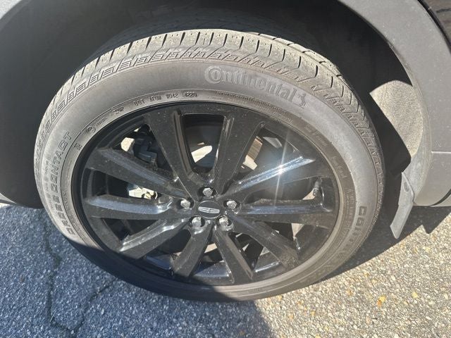 2021 Lincoln Nautilus Reserve