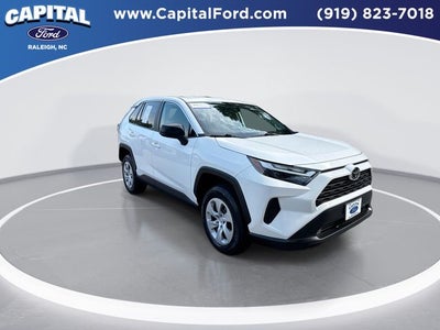 2025 Toyota RAV4 LE