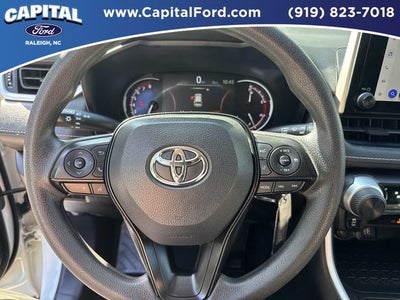 2025 Toyota RAV4 LE