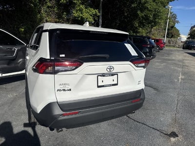 2025 Toyota RAV4 LE