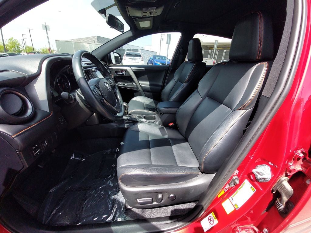 2016 Toyota RAV4 SE