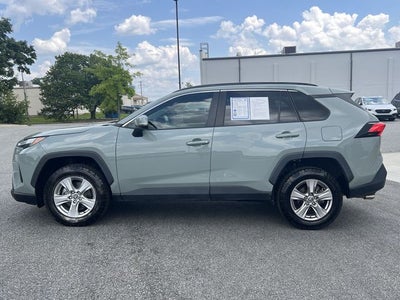 2022 Toyota RAV4 XLE