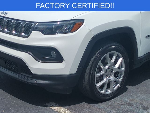 2023 Jeep Compass Latitude Lux