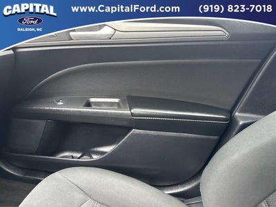 2020 Ford Fusion SE