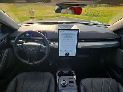 2023 Ford Mustang Mach-E California Route 1