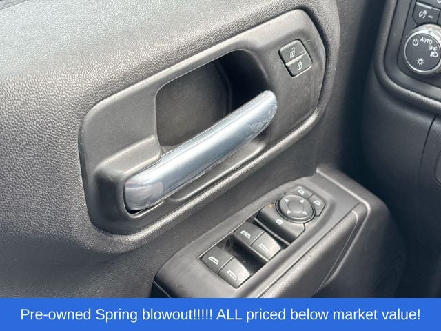 2021 Chevrolet Silverado 1500 Custom