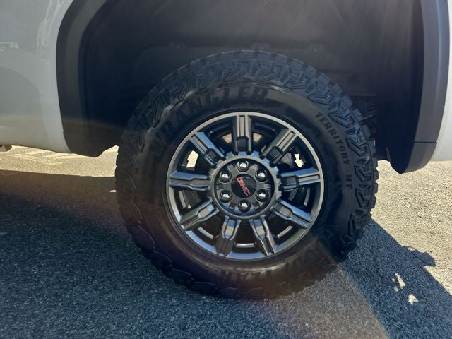 2025 GMC Sierra 1500 AT4X