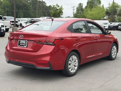 2019 Hyundai Accent SE