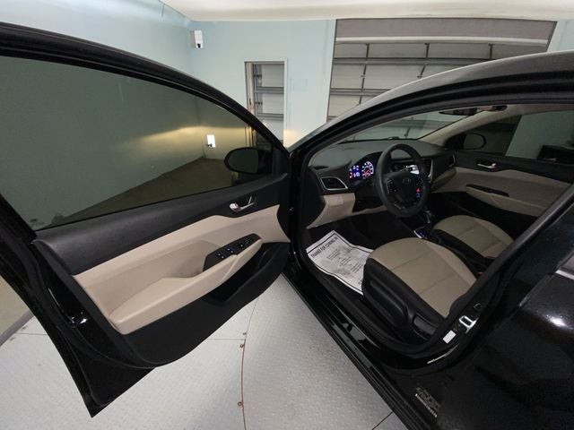 2022 Hyundai Accent SE