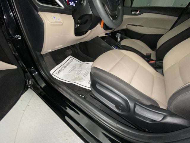 2022 Hyundai Accent SE