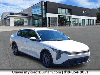 2025 Kia K4 LXS