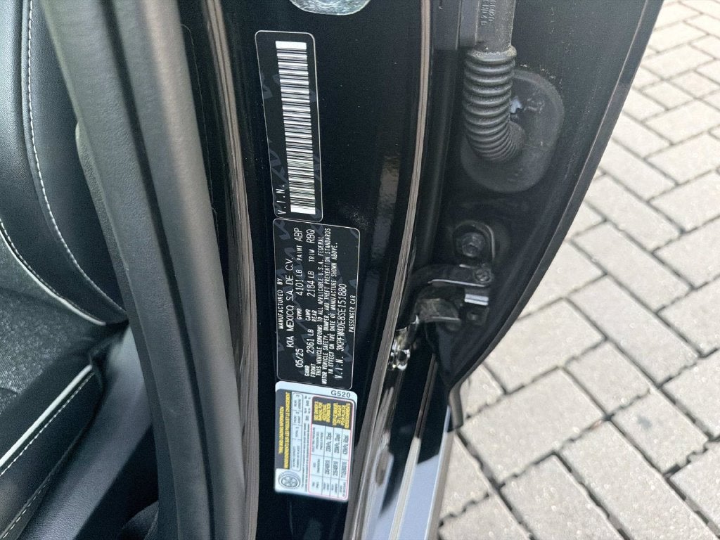 2025 Kia K4 GT-Line