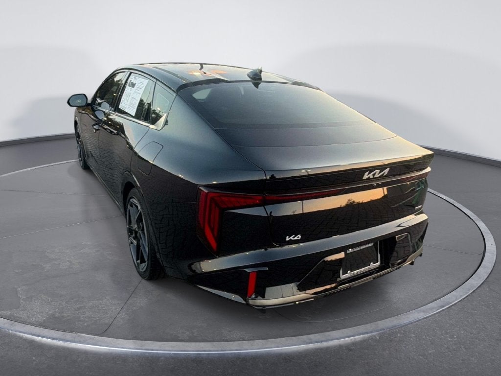 2025 Kia K4 GT-Line