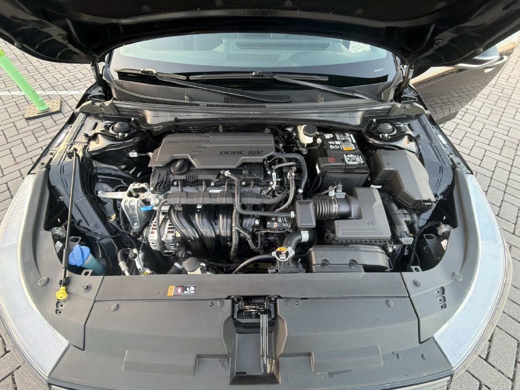 2025 Kia K4 GT-Line