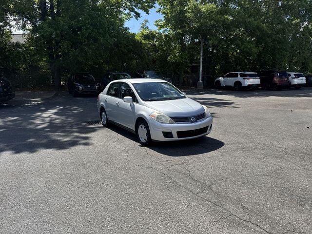 2008 Nissan Versa 1.8 S